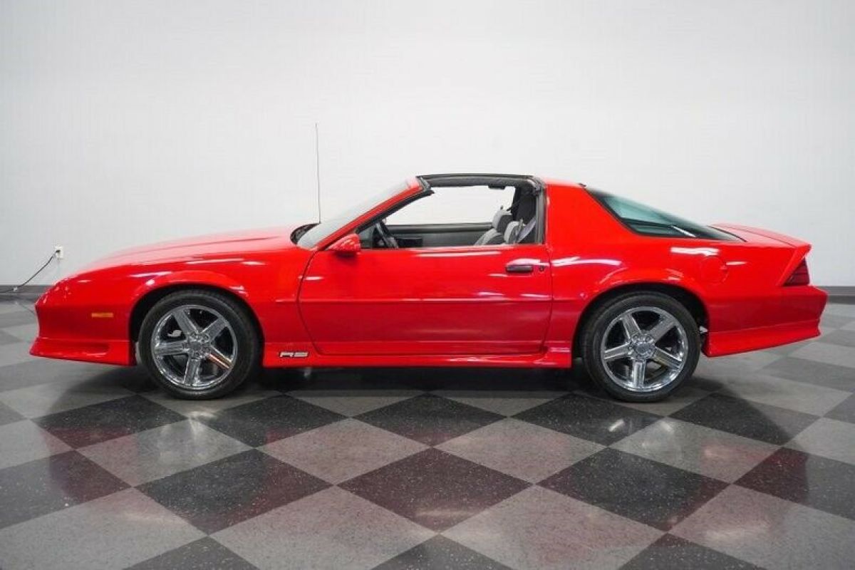 1991 Chevrolet Camaro RS - photo 8