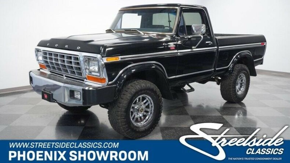 V8 Auto Classic Vintage Collector Offroad Off Black Lifted Restored Tow Wench 1979 Ford F-150 Ranger XLT 4x4