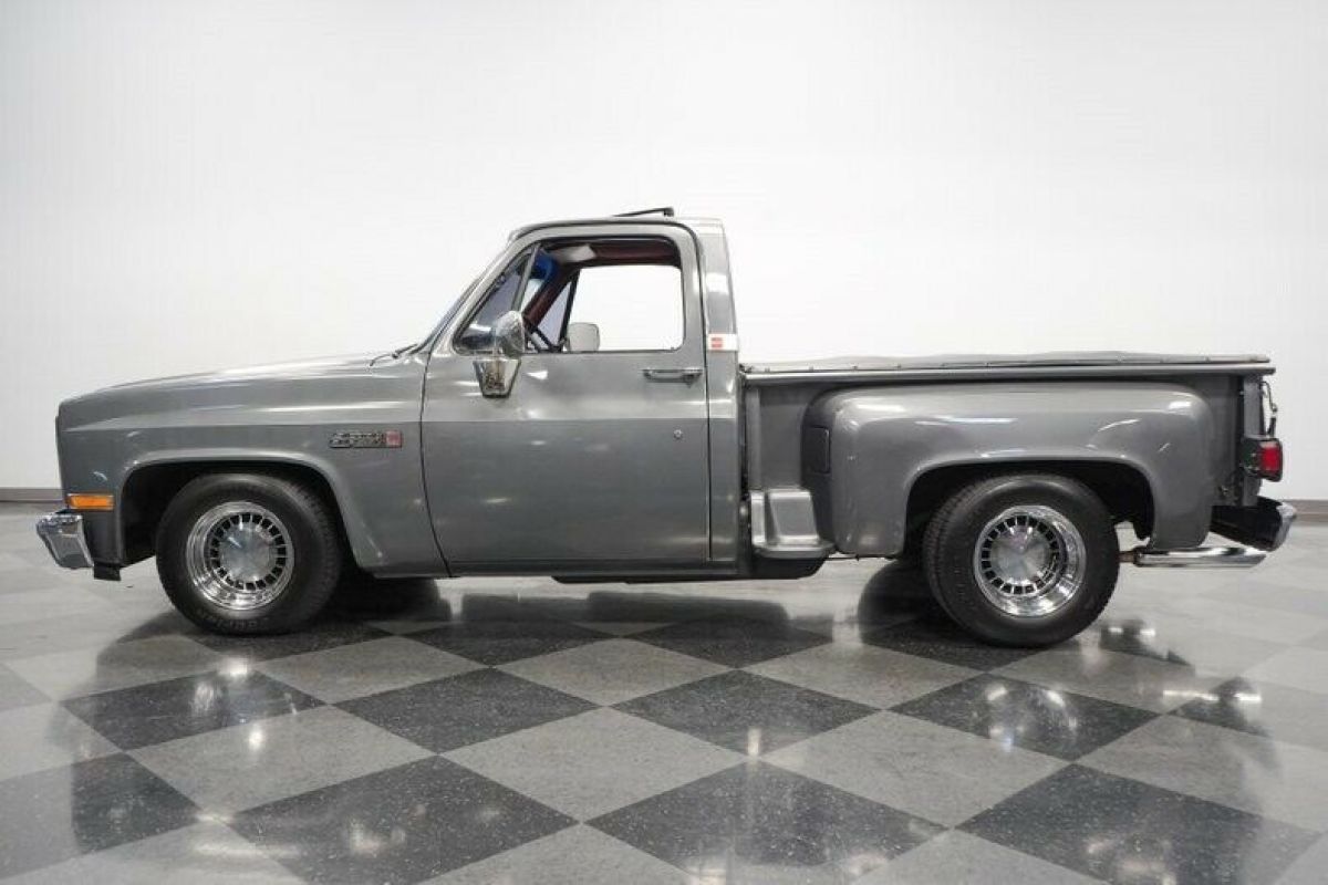 V8 Auto Classic Vintage Collector Original Actual Pickup Match Gray Red 1987 GMC Sierra 1500 1500 Stepside