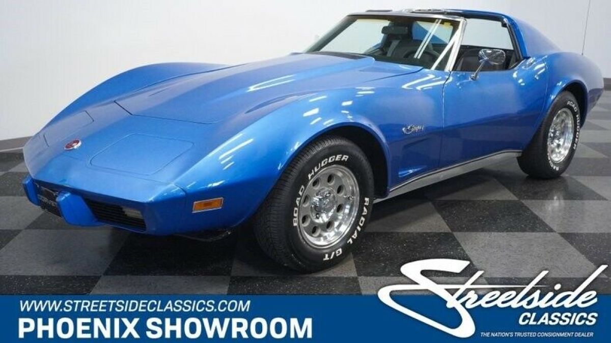 V8 Auto Classic Vintage Collector Vette Chevy Blue Black T-Top 1976 Chevrolet Corvette Stingray