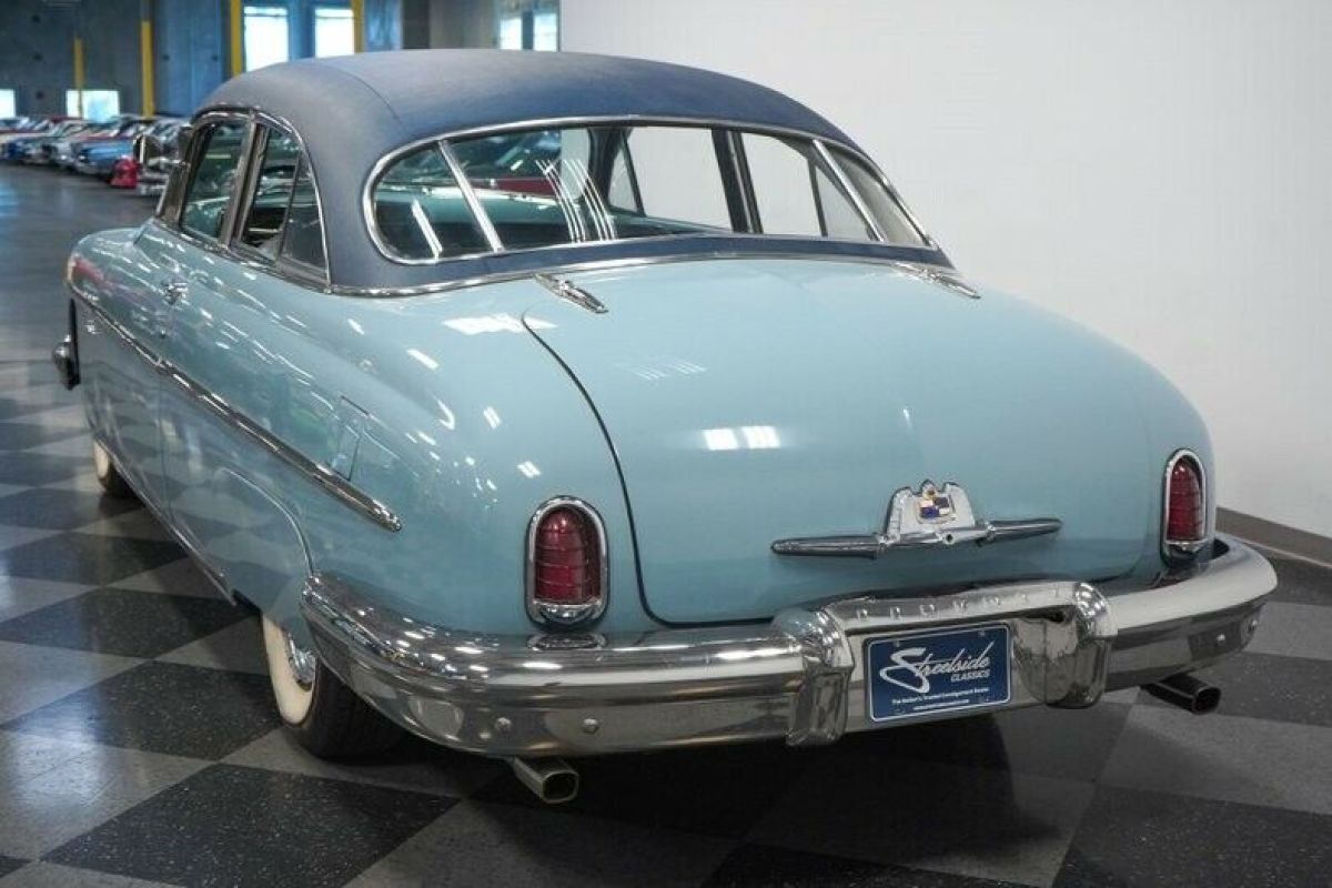 1951 Lincoln Cosmopolitan Capri Coupe - photo 11