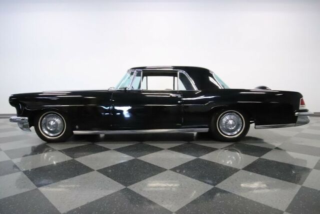 1956 Lincoln Continental Mark II - photo 3