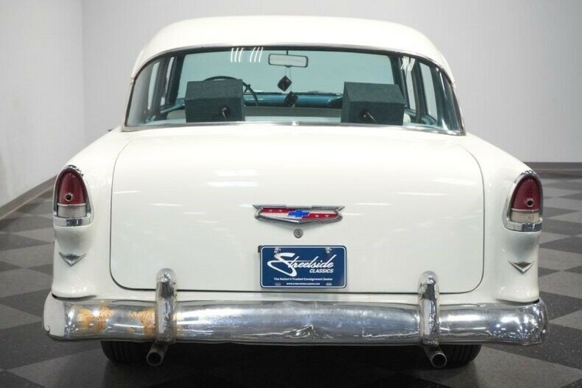 1955 Chevrolet Bel Air/150/210 4 Door Sedan - photo 12