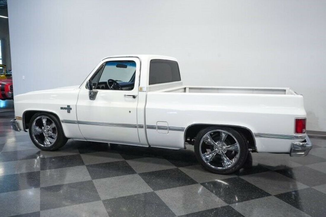 1987 Chevrolet C-10 - photo 9