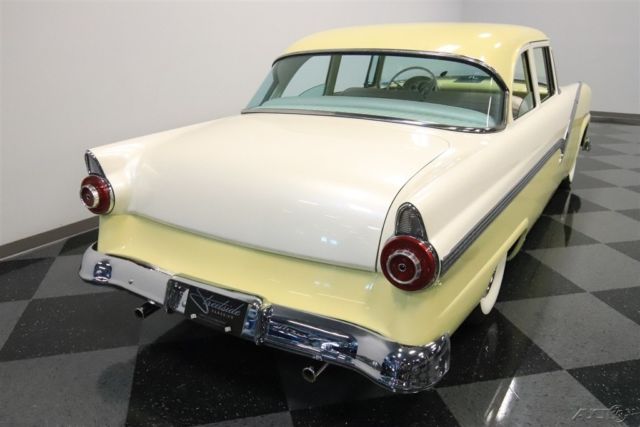 1956 Ford Fairlane - photo 12