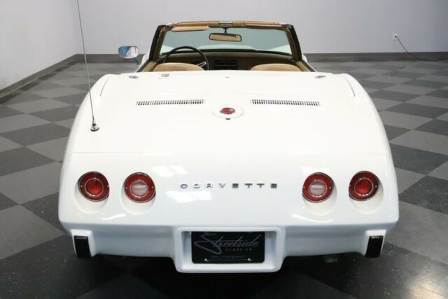 1975 Chevrolet Corvette Stingray Convertible - photo 12
