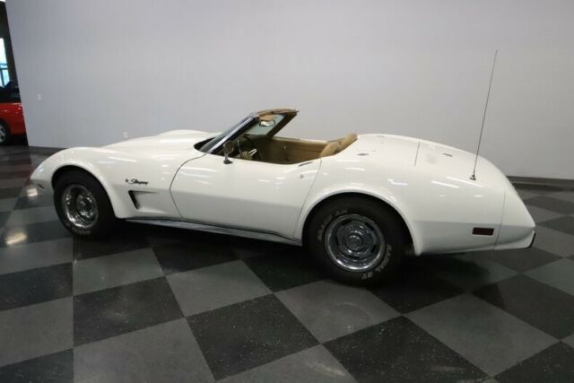1975 Chevrolet Corvette Stingray Convertible - photo 9