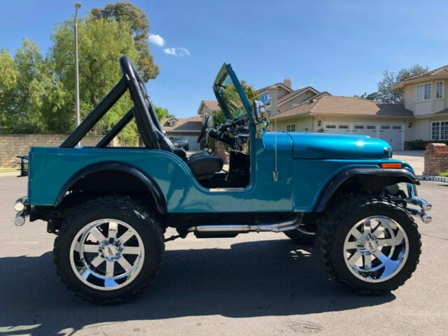 V8, Hot Wheels, Head Turner - 1 bad ass Jeep 1975 Jeep CJ 5