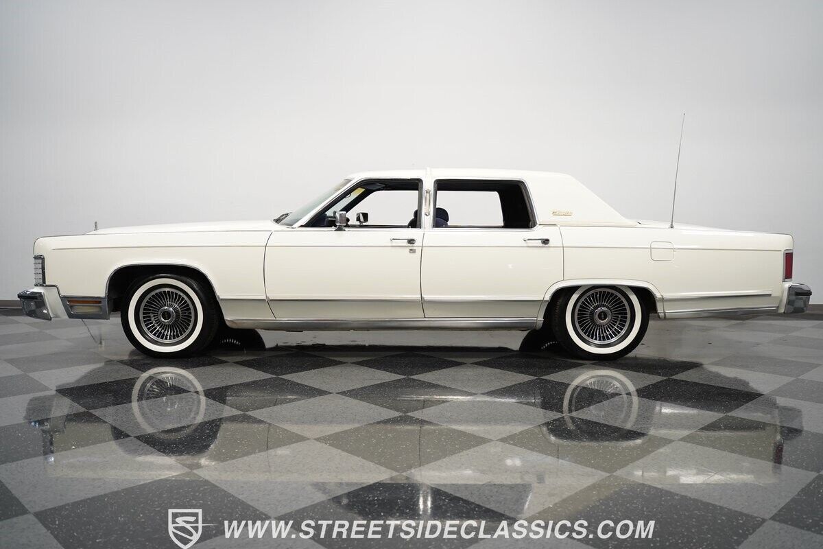 1979 Lincoln Continental Collector's Series - photo 3