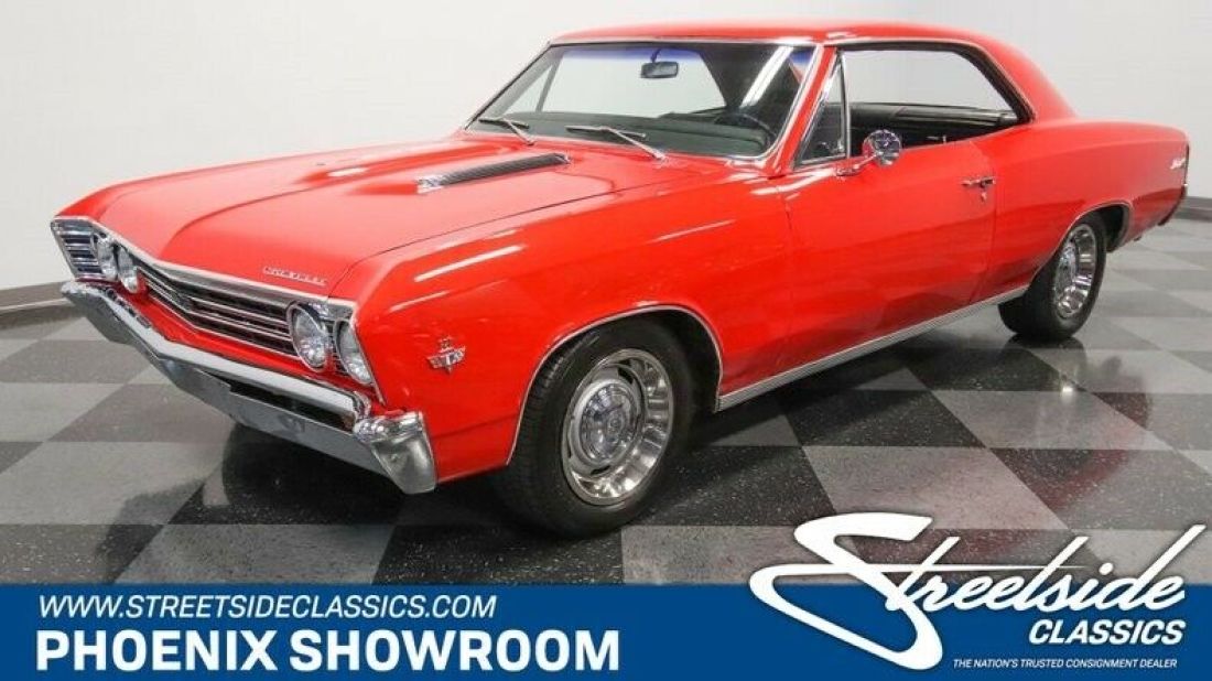 V8 Muncie M21 Manual Classic Vintage Collector Edelbrock Red Black Clone Upgrade 1967 Chevrolet Chevelle SS Tribute