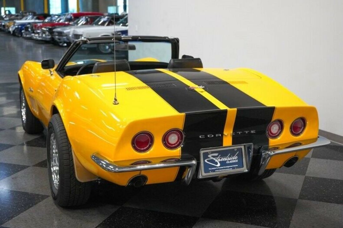 1969 Chevrolet Corvette 427 Stingray Convertible - photo 11