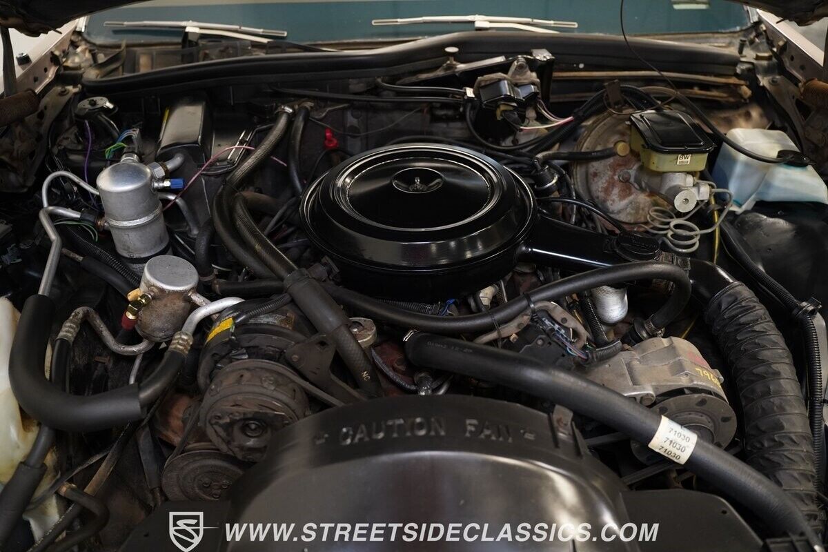 1984 Oldsmobile Ninety-Eight Regency Brougham - photo 4