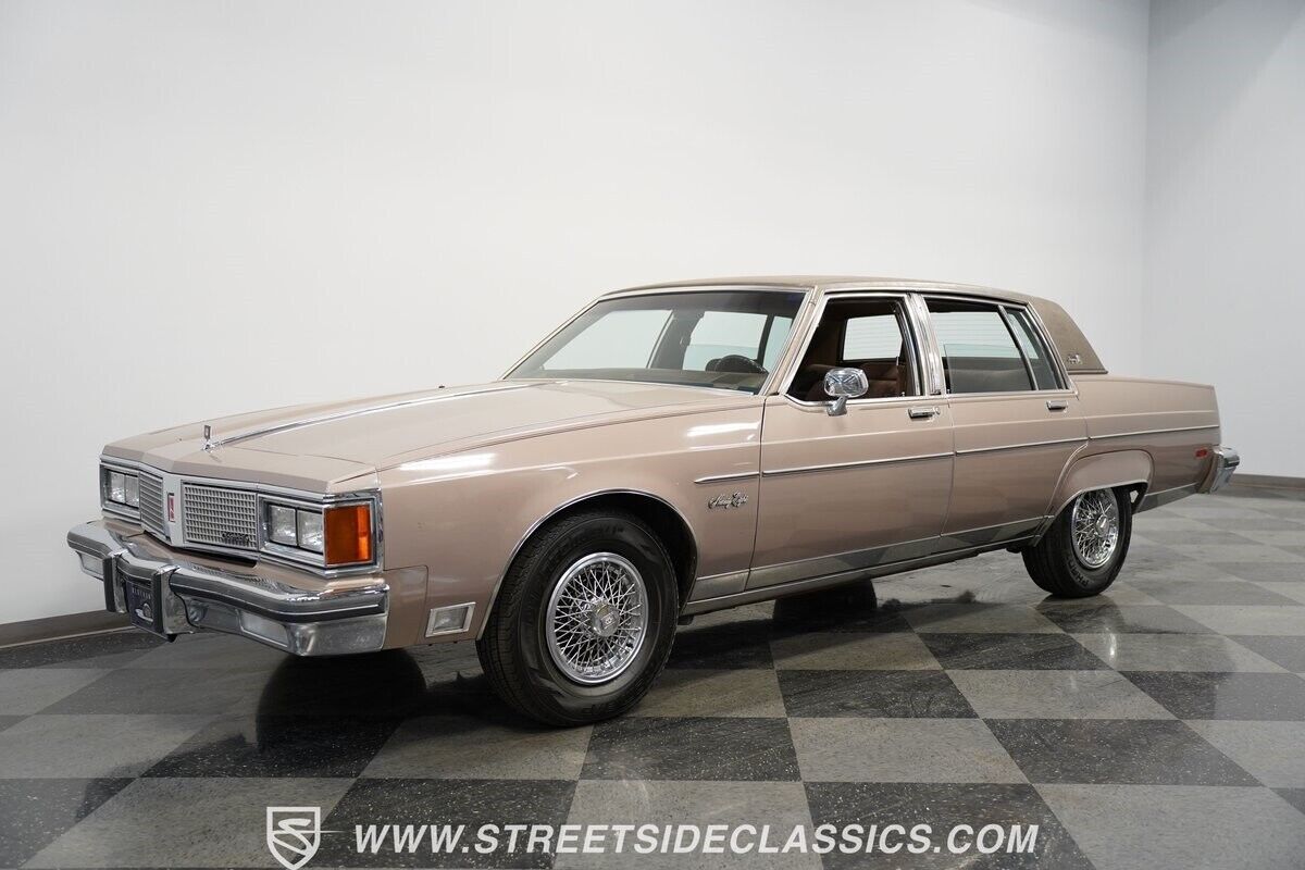 1984 Oldsmobile Ninety-Eight Regency Brougham - photo 6