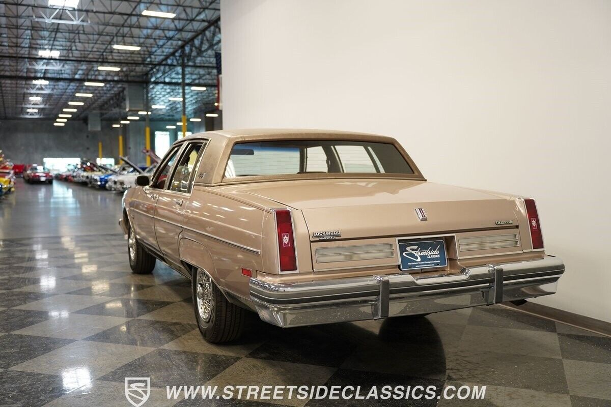 1984 Oldsmobile Ninety-Eight Regency Brougham - photo 7