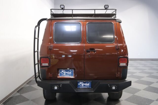1977 GMC Vandura 3500 Pathfinder 4x4 - photo 12