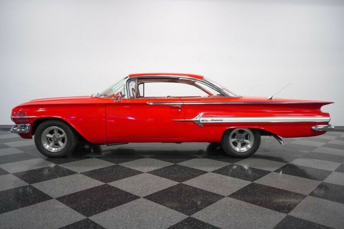 1960 Chevrolet Impala Bubble Top - photo 3