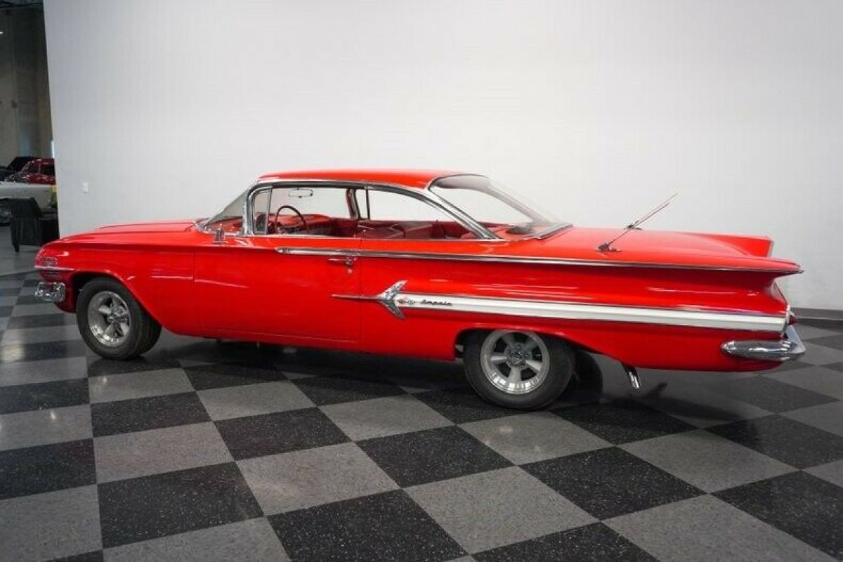 1960 Chevrolet Impala Bubble Top - photo 9