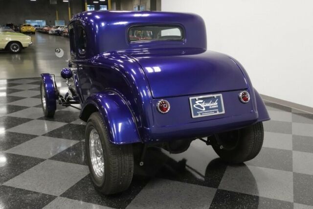 1932 Ford 5-Window Coupe - photo 11