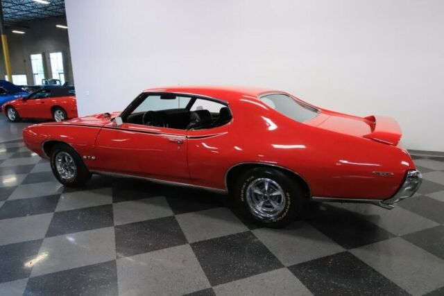 1969 Pontiac GTO -- - photo 9