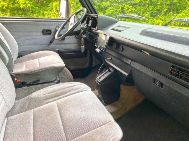 1987 Volkswagen Bus/Vanagon - photo 8