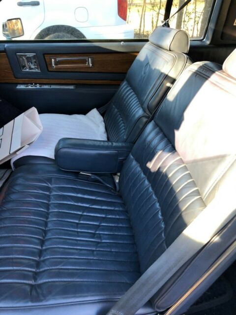 1984 Cadillac Eldorado leather - photo 5