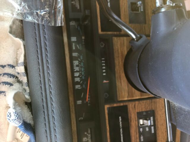 1984 Cadillac Eldorado leather - photo 6