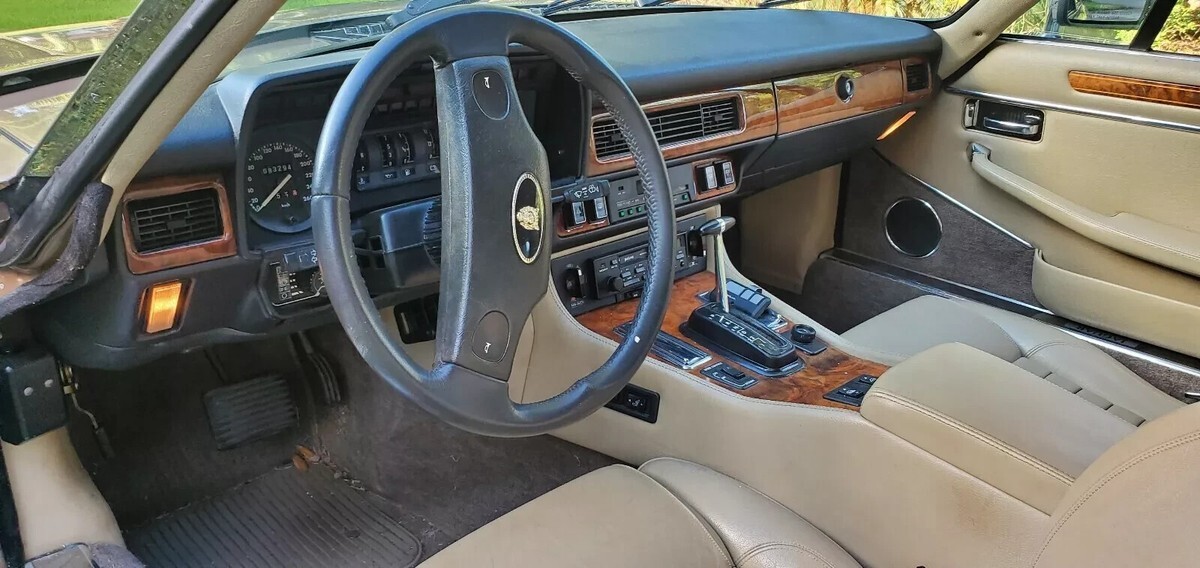 1985 Jaguar XJS - photo 9