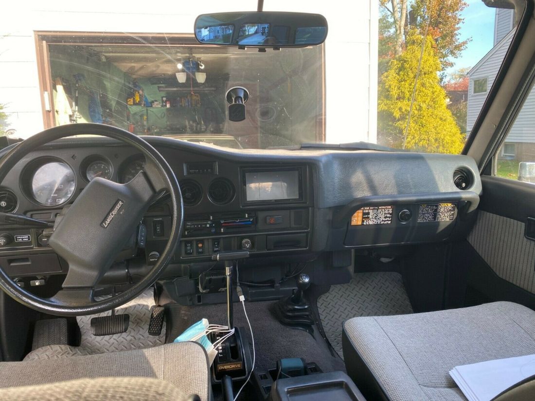 1988 Toyota Land Cruiser FJ62 GX - photo 4