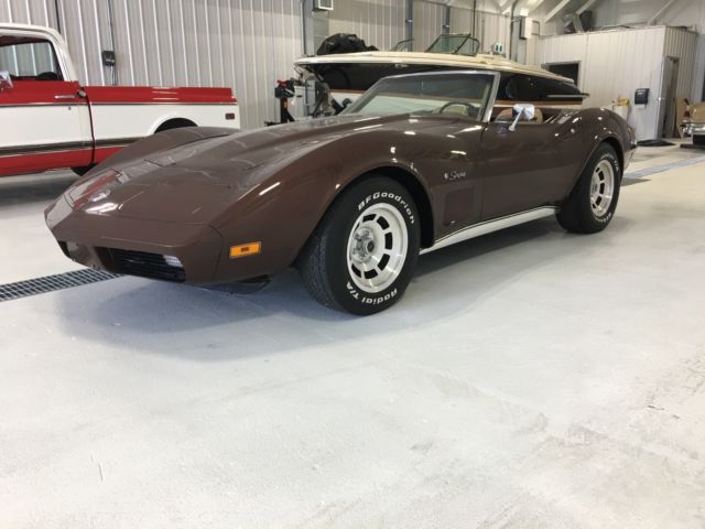 1974 Chevrolet Corvette Convertiable - photo 2