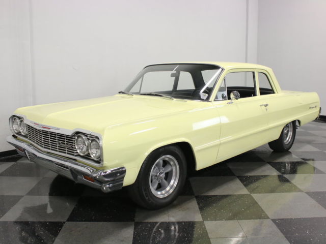 VERY ATTRACTIVE CRUISER! 350 V8 WITH TH350 AUTO TRANS, ULTRA LEATHER INTERIOR! 1964 Chevrolet Biscayne