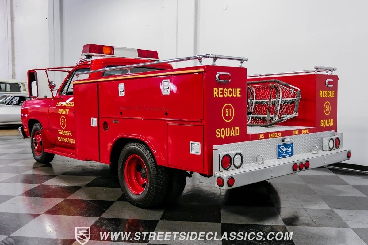 1991 Dodge Ram D350 Squad 51 Re-Creation - photo 10