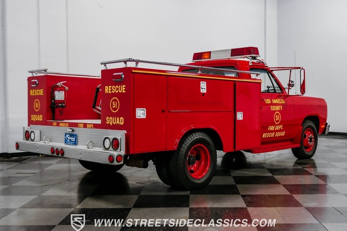 1991 Dodge Ram D350 Squad 51 Re-Creation - photo 12