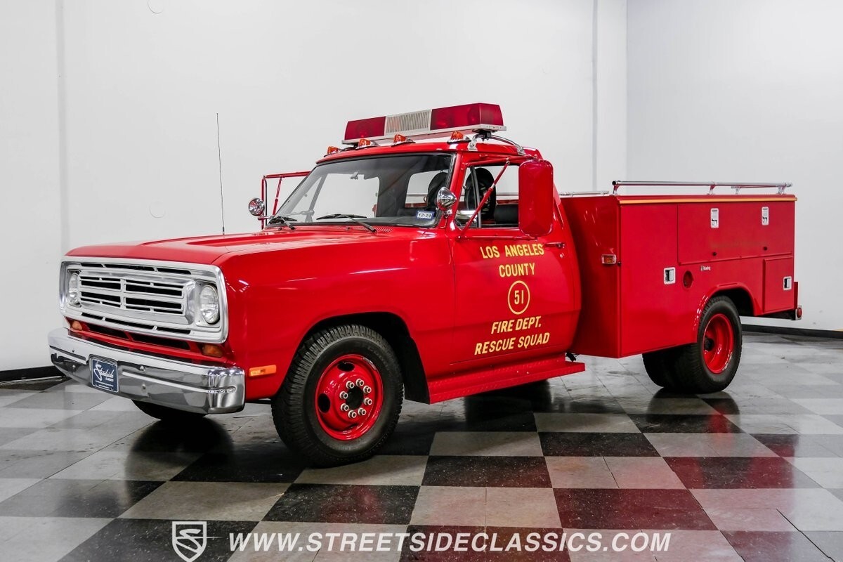 1991 Dodge Ram D350 Squad 51 Re-Creation - photo 6