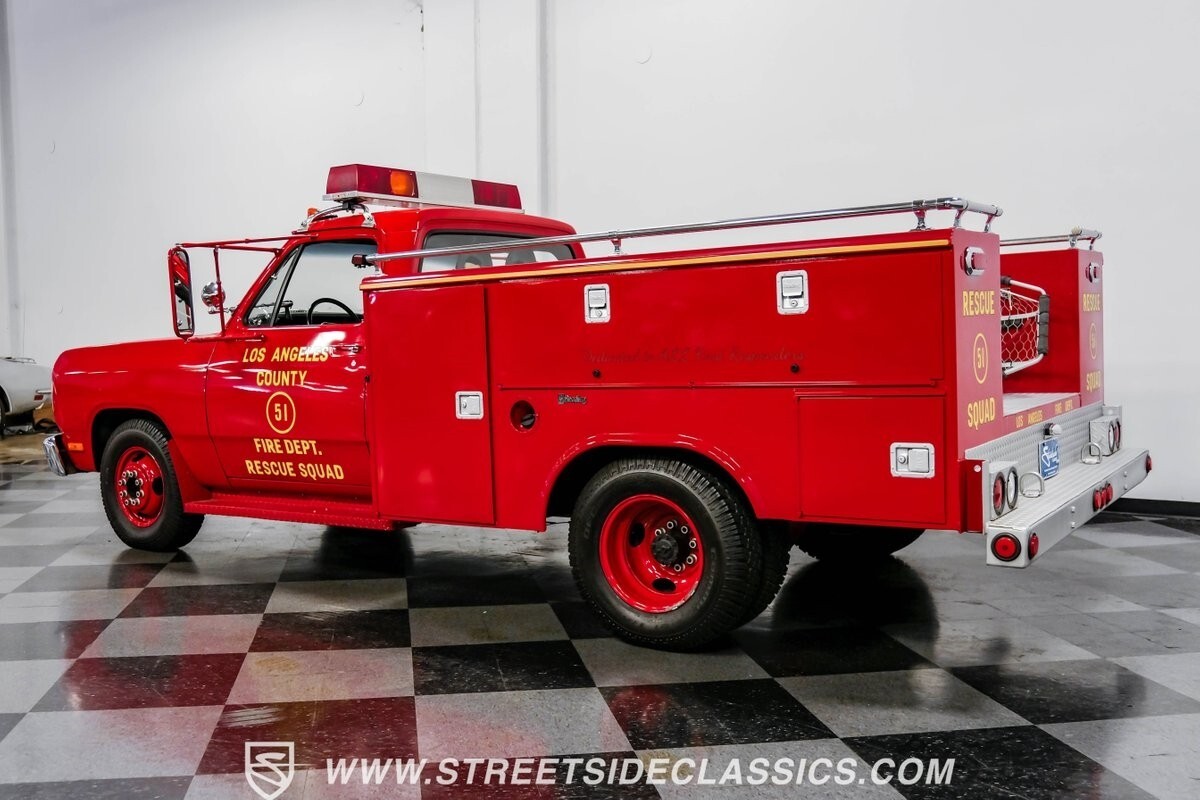 1991 Dodge Ram D350 Squad 51 Re-Creation - photo 8