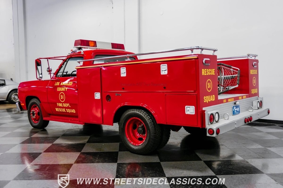 1991 Dodge Ram D350 Squad 51 Re-Creation - photo 9