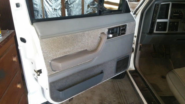 1990 Jeep Cherokee Laredo - photo 7