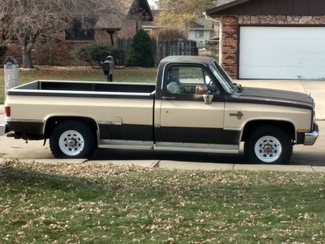 Very Clean 1984 Chevrolet C-20 454BBC TH400 1984 Chevrolet C/K Pickup 2500