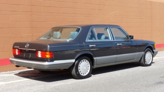 1987 Mercedes-Benz 400-Series SEL Sedan 4-Door - photo 4