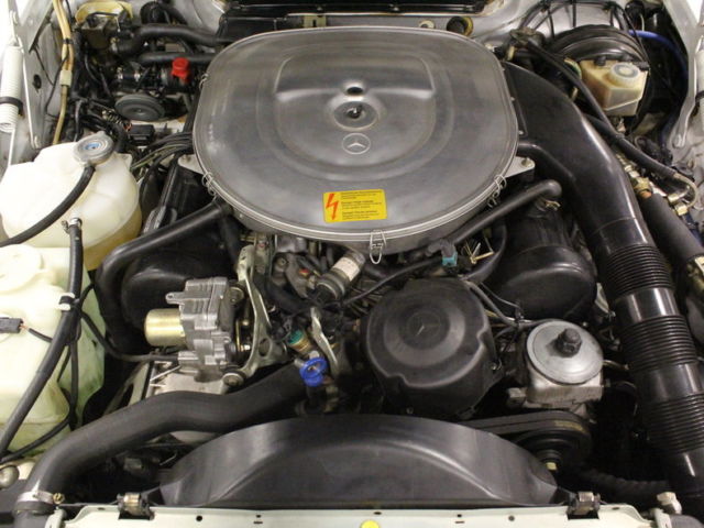 1989 Mercedes-Benz SL-Class 560SL - photo 4
