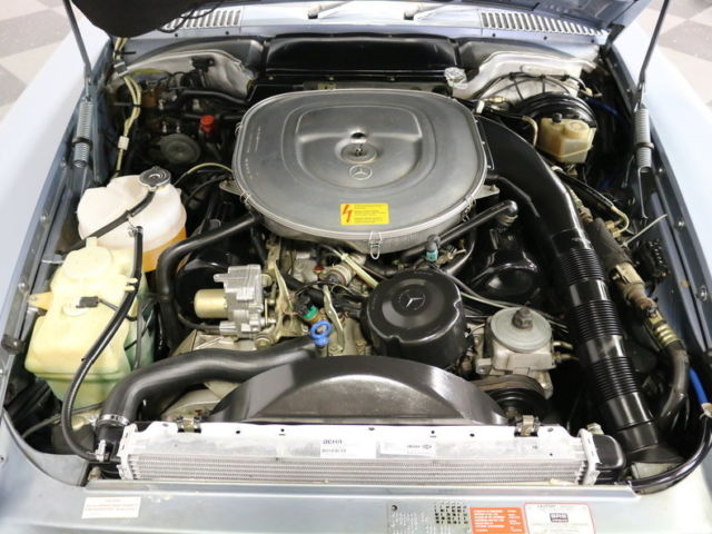 1988 Mercedes-Benz 560SL Convertible - photo 4