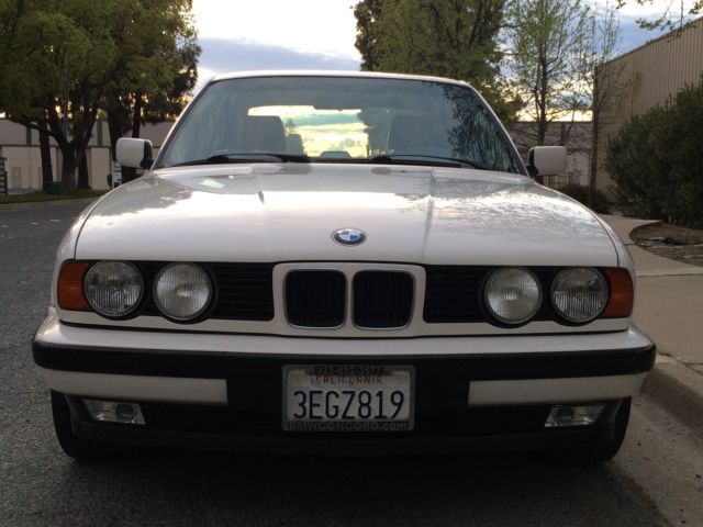 1993 BMW 5-Series 525i - photo 2