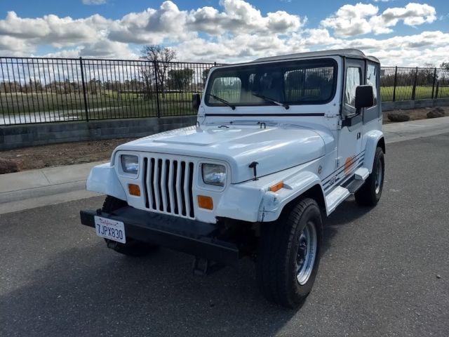 1989 Jeep Wrangler Islander - photo 2