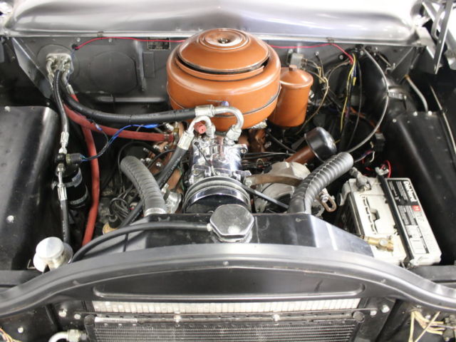 1950 Ford Custom Sedan - photo 4