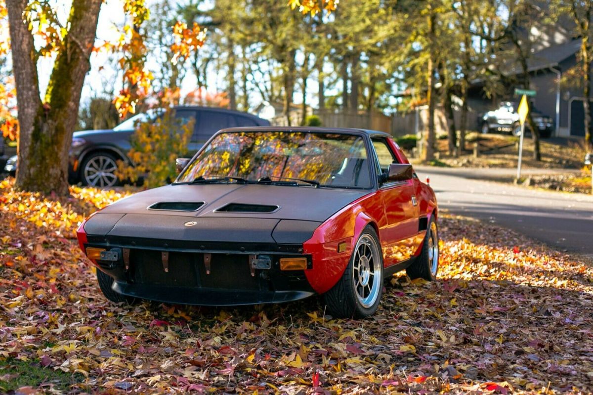 Very clean and original 1981 Fiat X1/9-Bertone/Gandini design w /Lampredi engine 1980 Fiat X-1/9