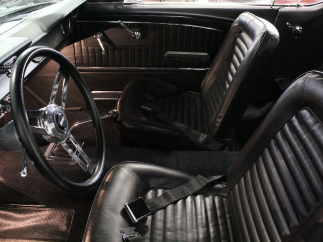 1965 Ford Mustang - photo 3