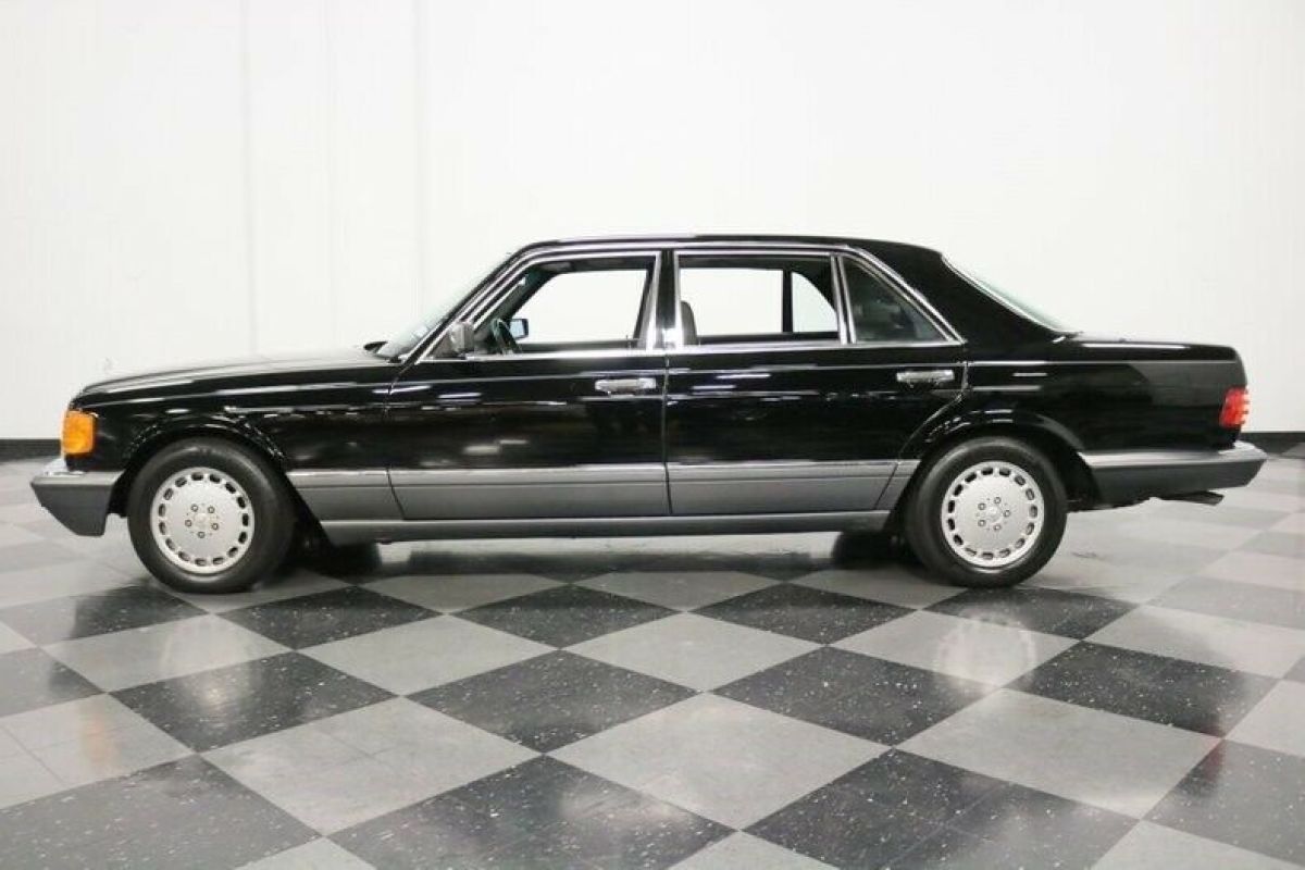 1990 Mercedes-Benz 560SEL - photo 3