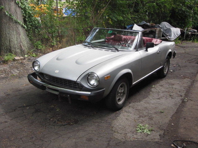 1980 Fiat 124 Spider - photo 2