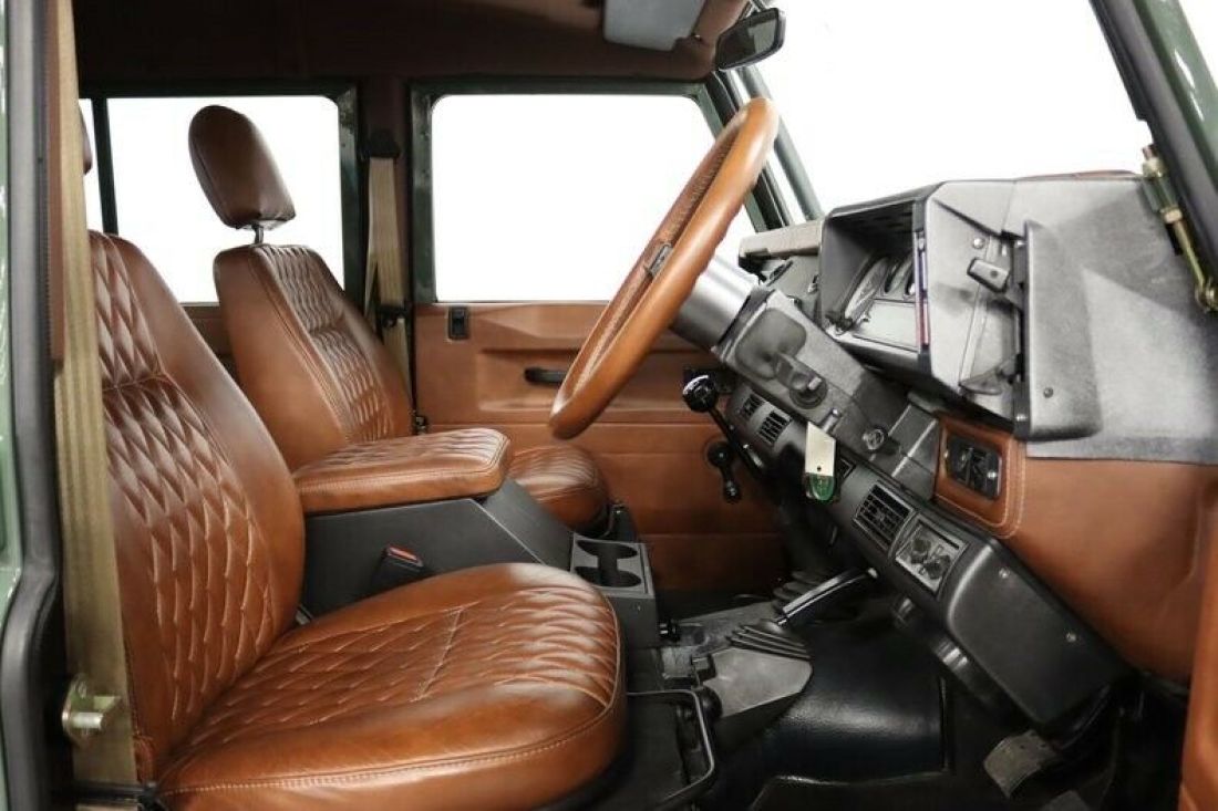 1984 Land Rover Defender D130 - photo 5