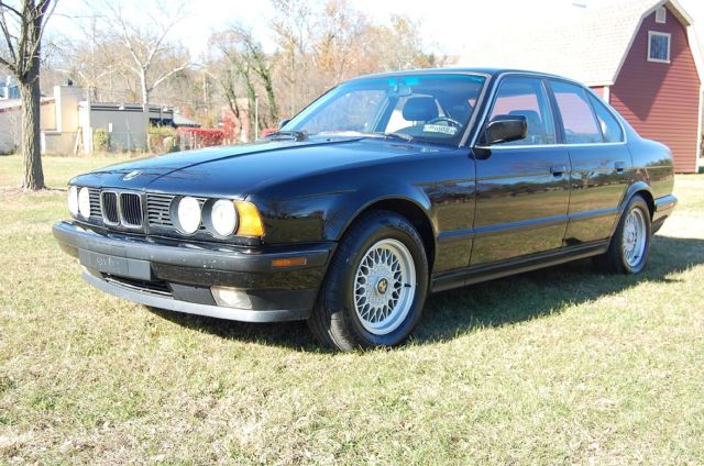 Very Clean, Great running 1990 BMW 535i 4 dr sedan, sunroof, dual Htd Seats, 6CD 1990 BMW 5-Series Premium