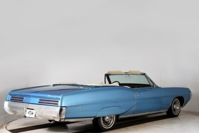 1967 Pontiac Grand Prix -- - photo 3